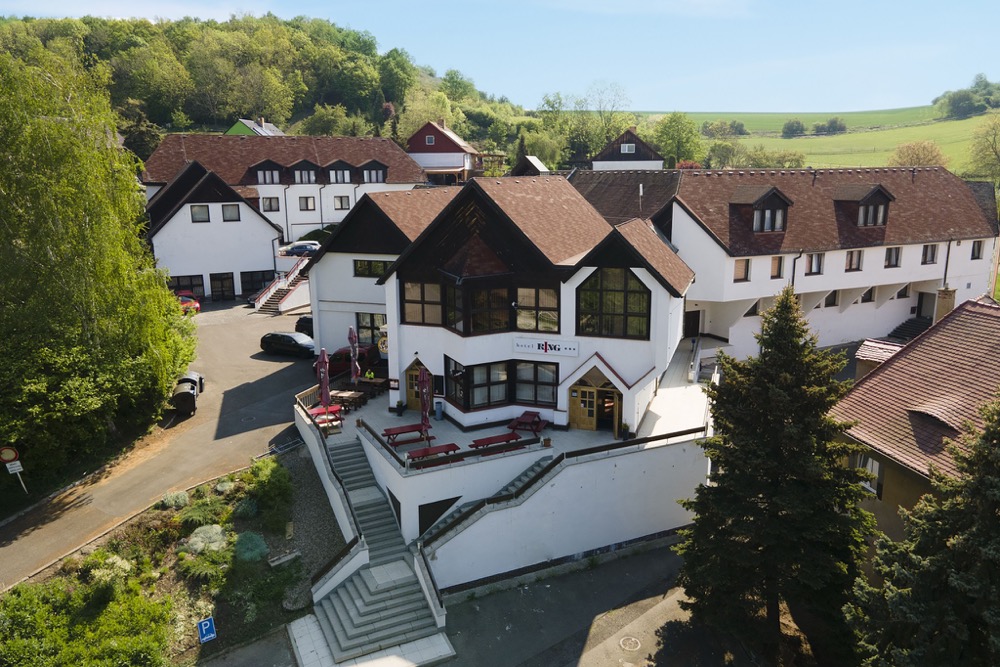 Hotel*** Ring a restaurace