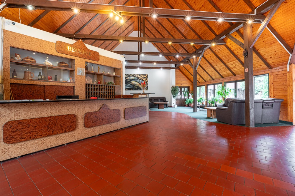 Hotel*** Ring a restaurace