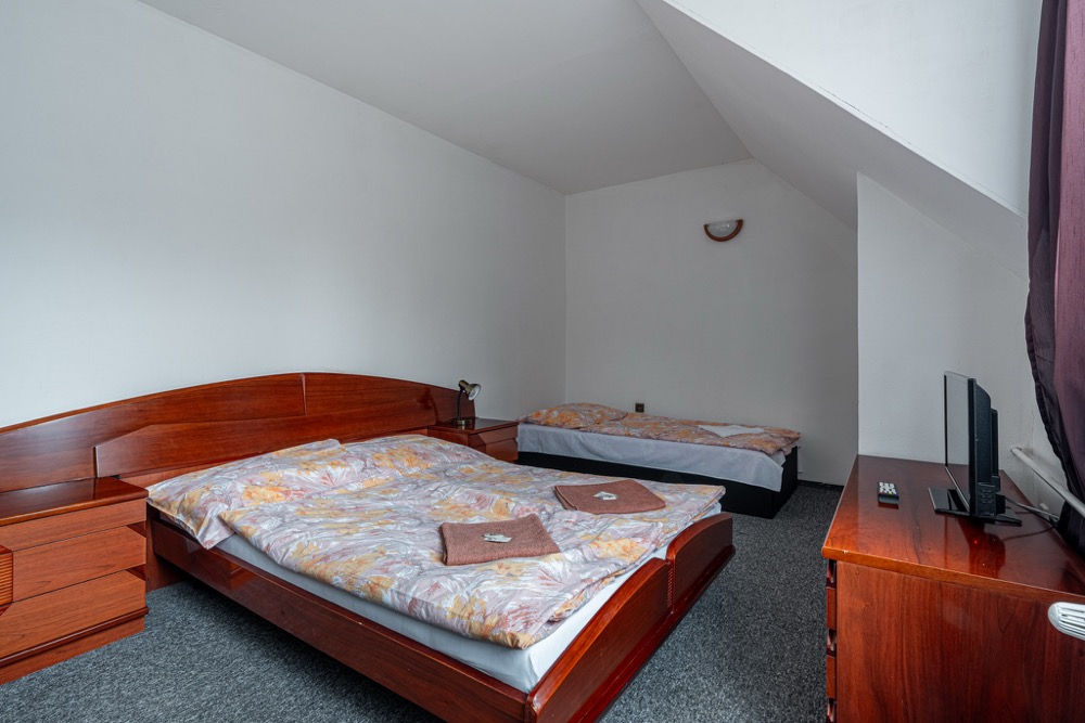 Hotel*** Ring a restaurace