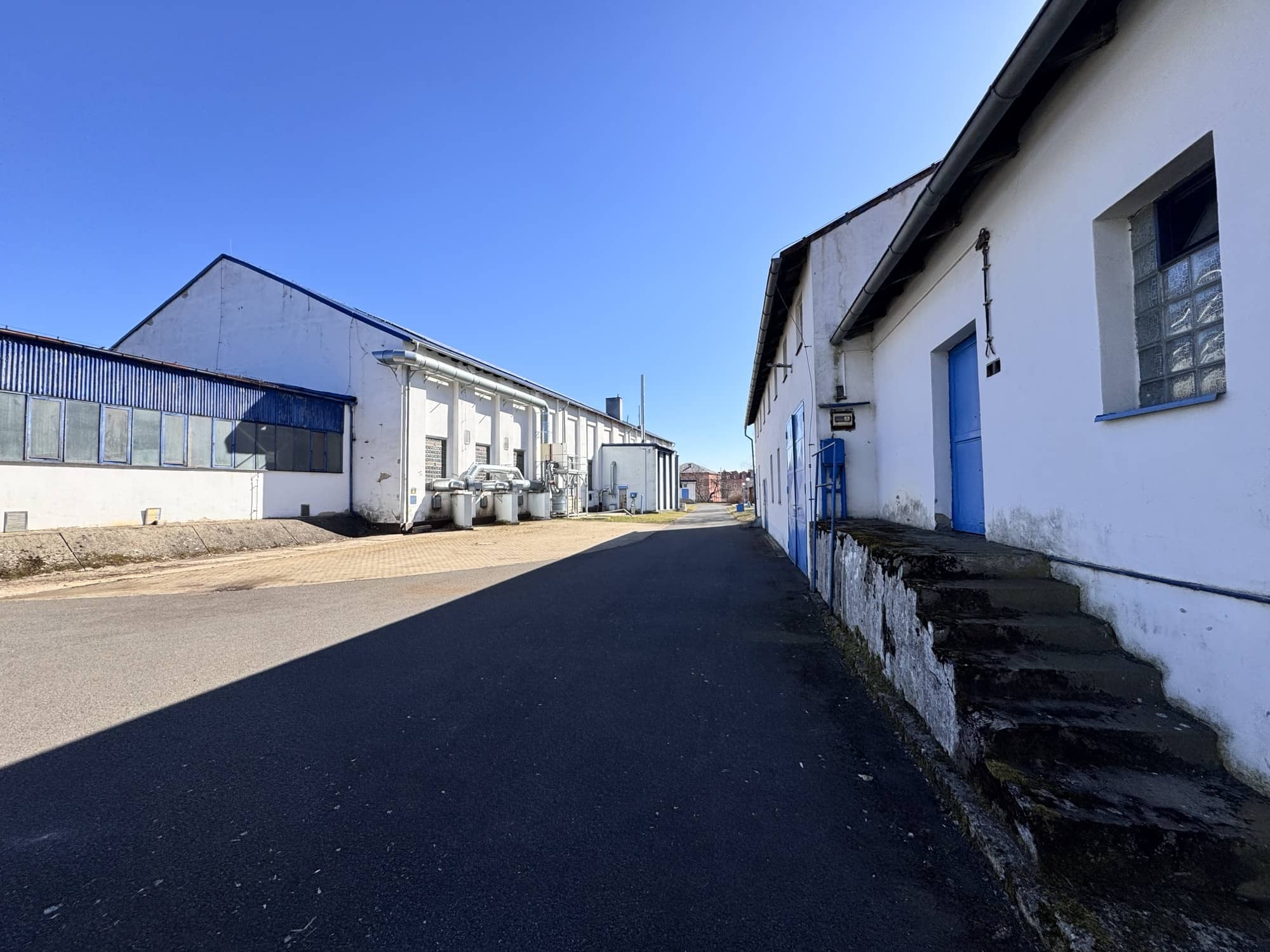 Průmyslový areál 10 973 m²