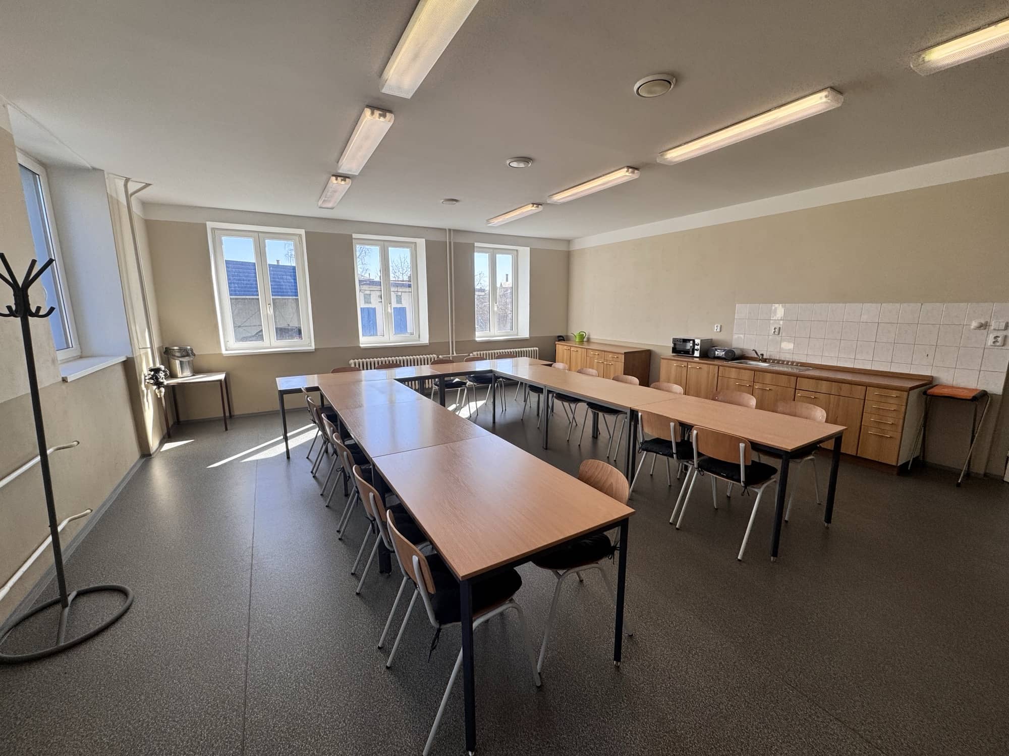 Průmyslový areál 10 973 m²