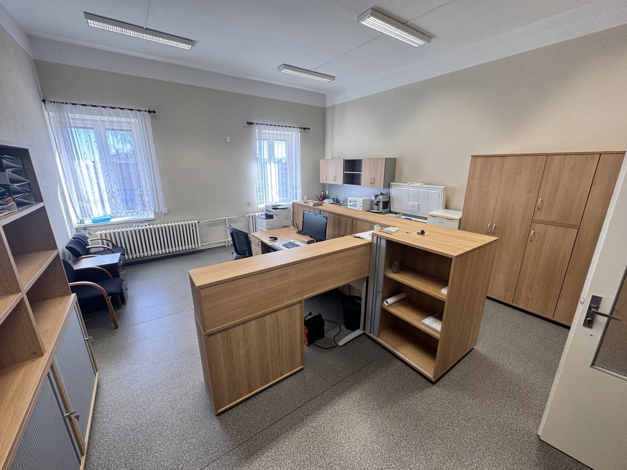 Průmyslový areál 10 973 m²