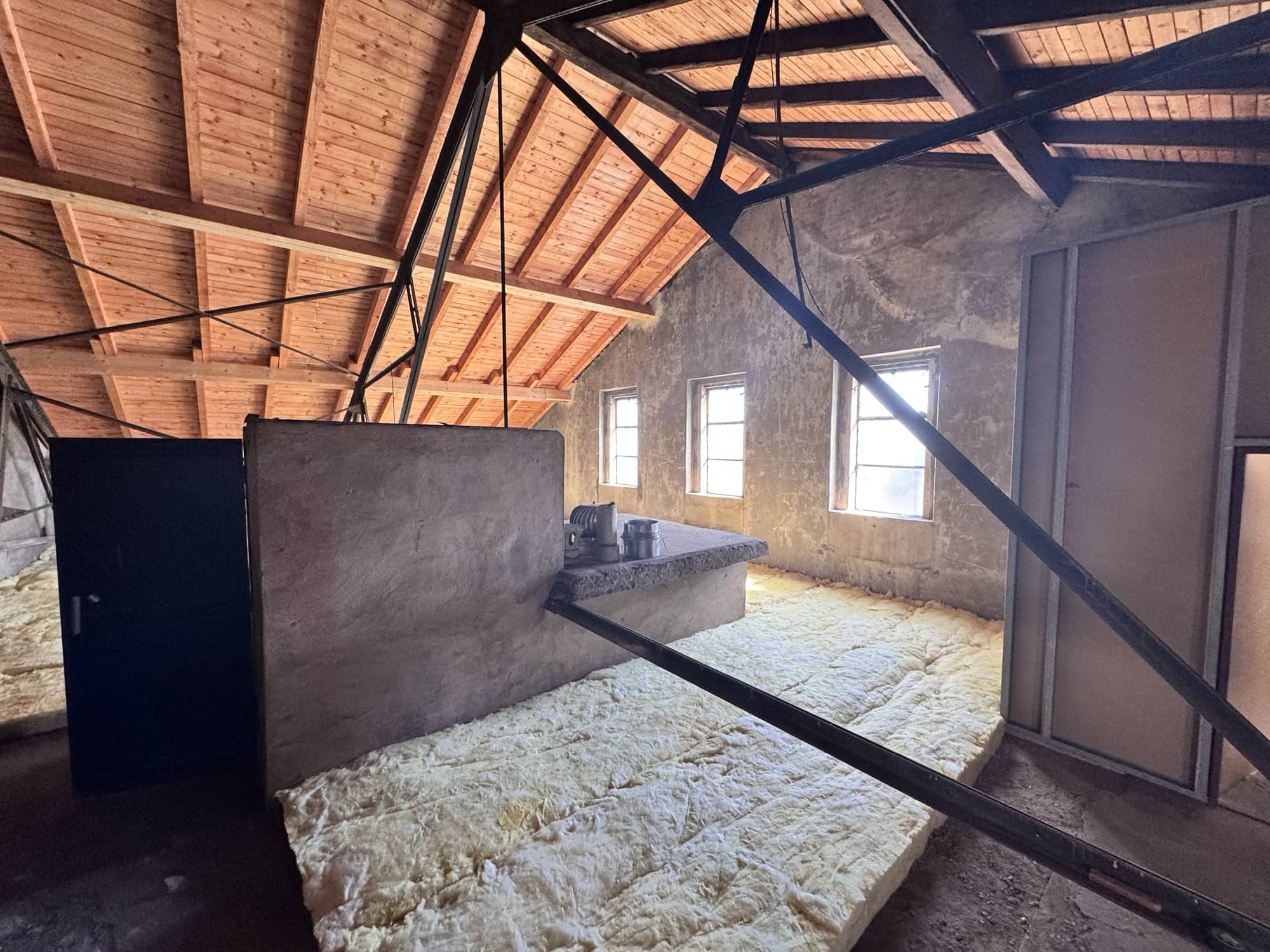 Průmyslový areál 10 973 m²