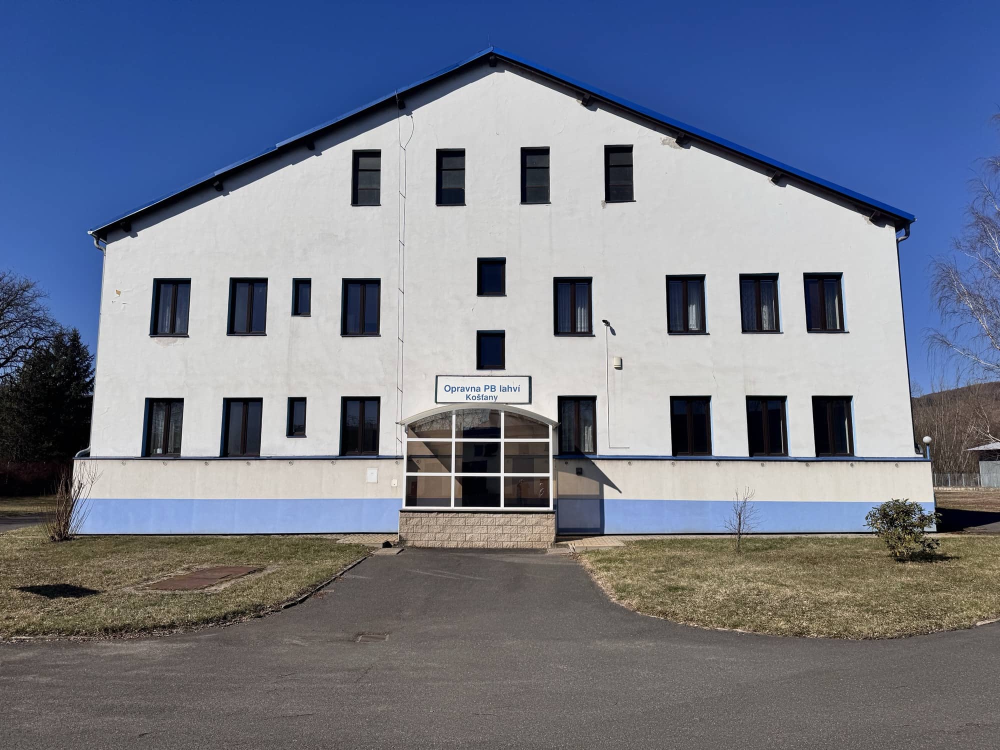 Průmyslový areál 10 973 m²
