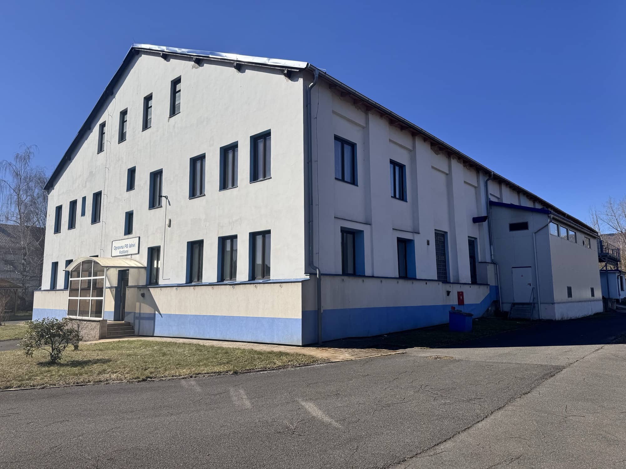 Průmyslový areál 10 973 m²